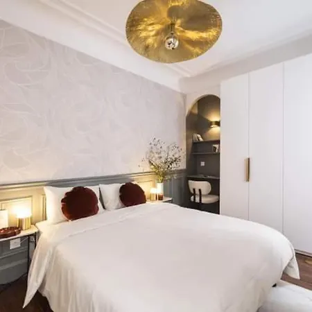 Apartment Logi